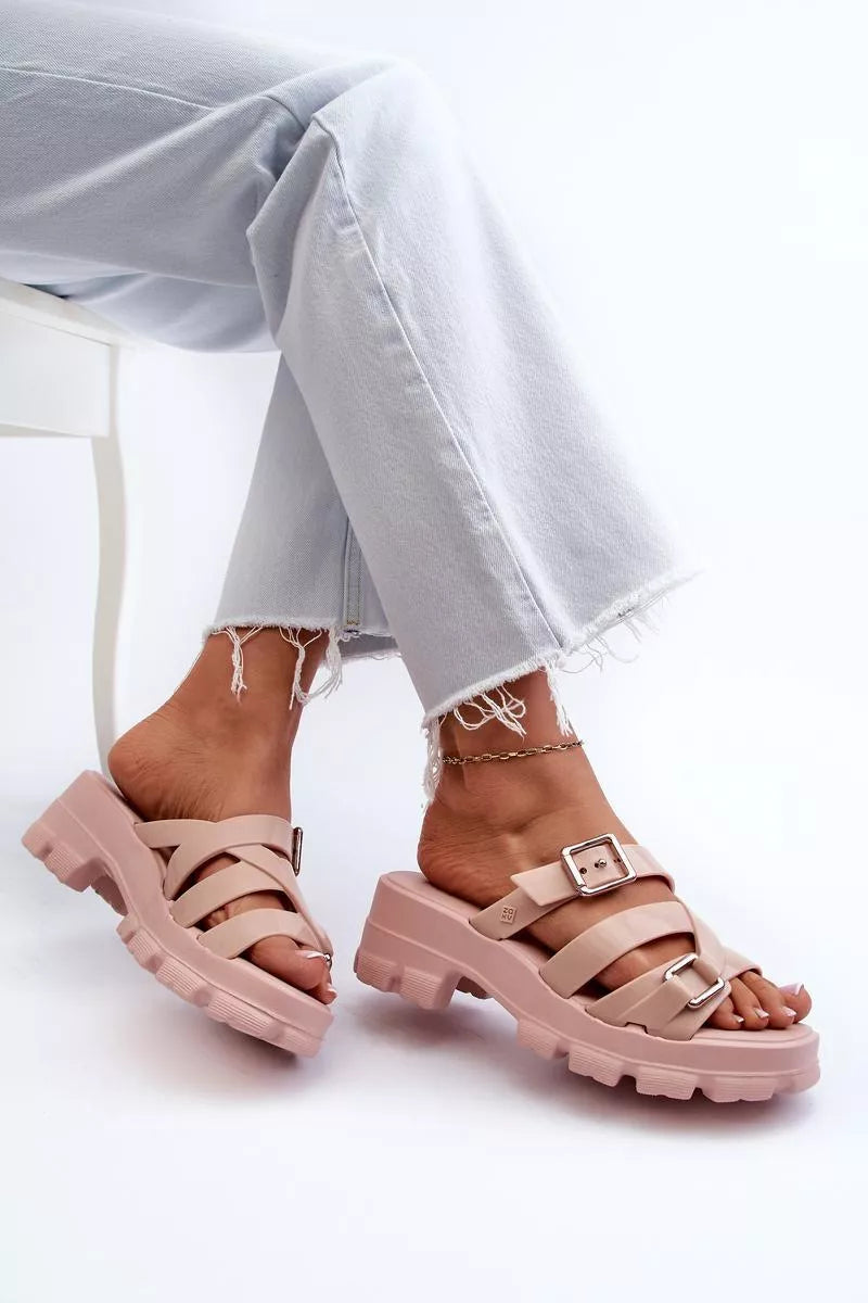 Šlepetės, modelis 197667. Ženkite į stilių.