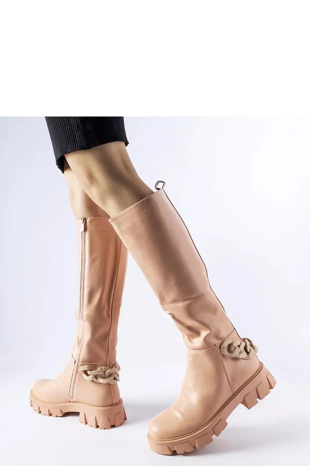 Aukštakulniai batai modelis 204720 Solea