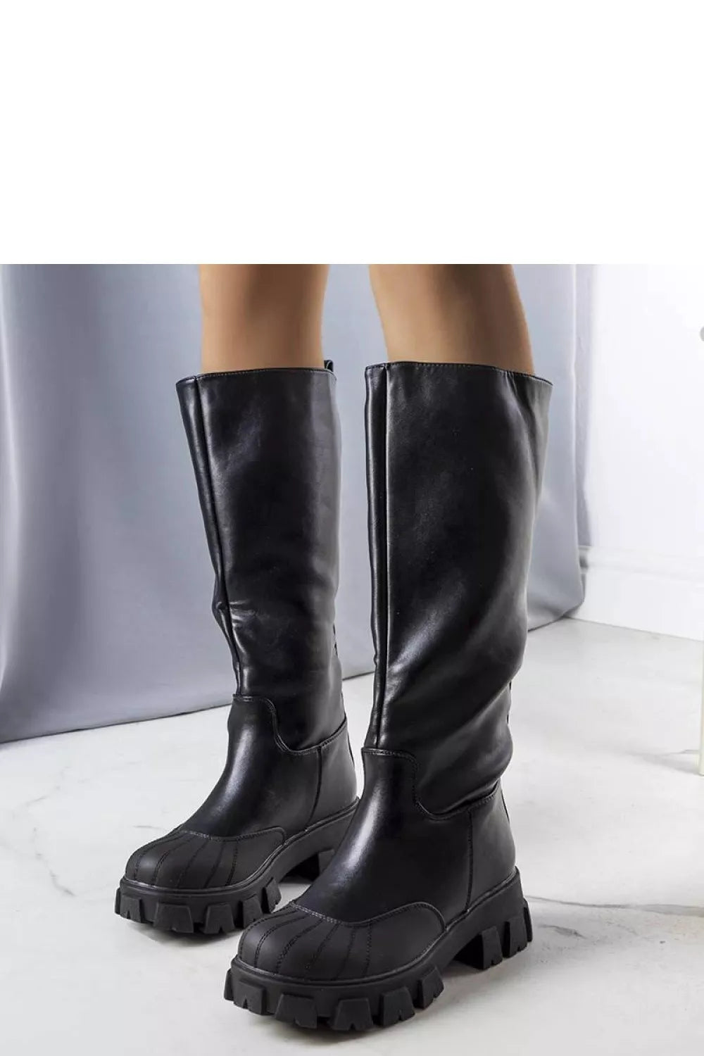 Aukštakulniai batai modelis 204844 Solea