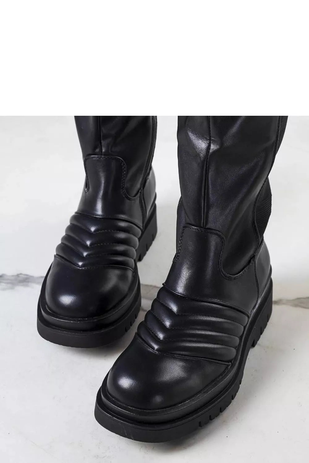 Aukštakulniai batai modelis 204849 Solea