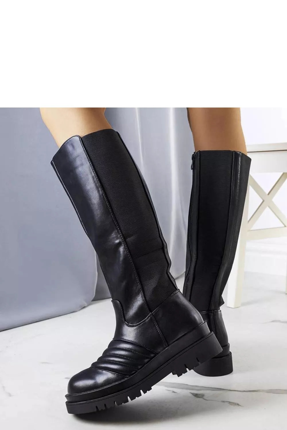 Aukštakulniai batai modelis 204849 Solea
