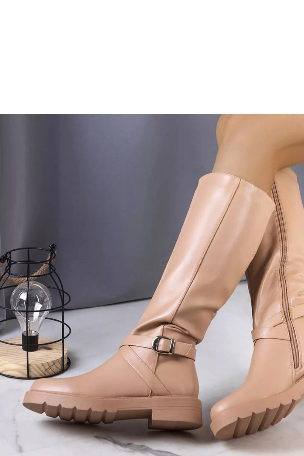 Aukštakulniai batai modelis 205144 Solea
