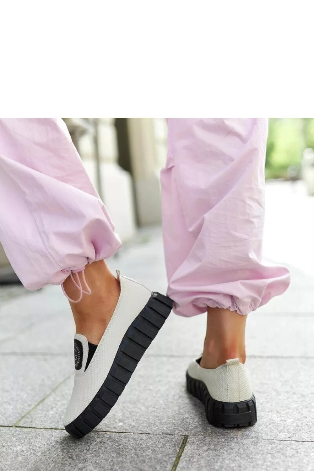 Pusbačiai, modelis 206461, Solea