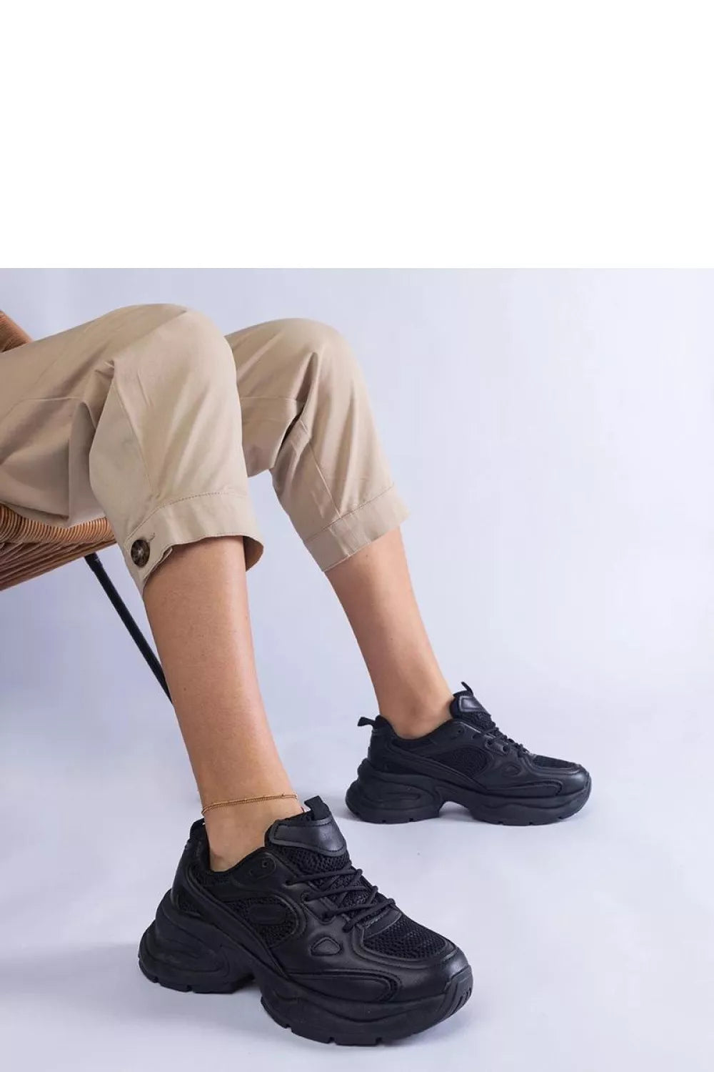 Sportbačiai, modelis 207130 Solea