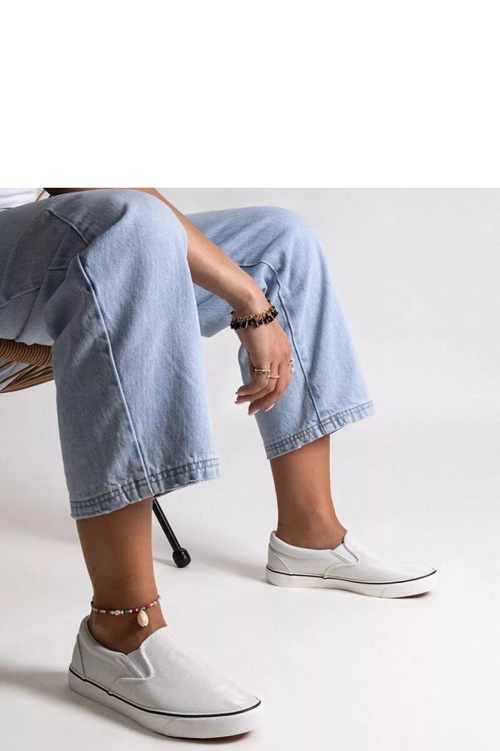 Kedai modelis 207236 Solea