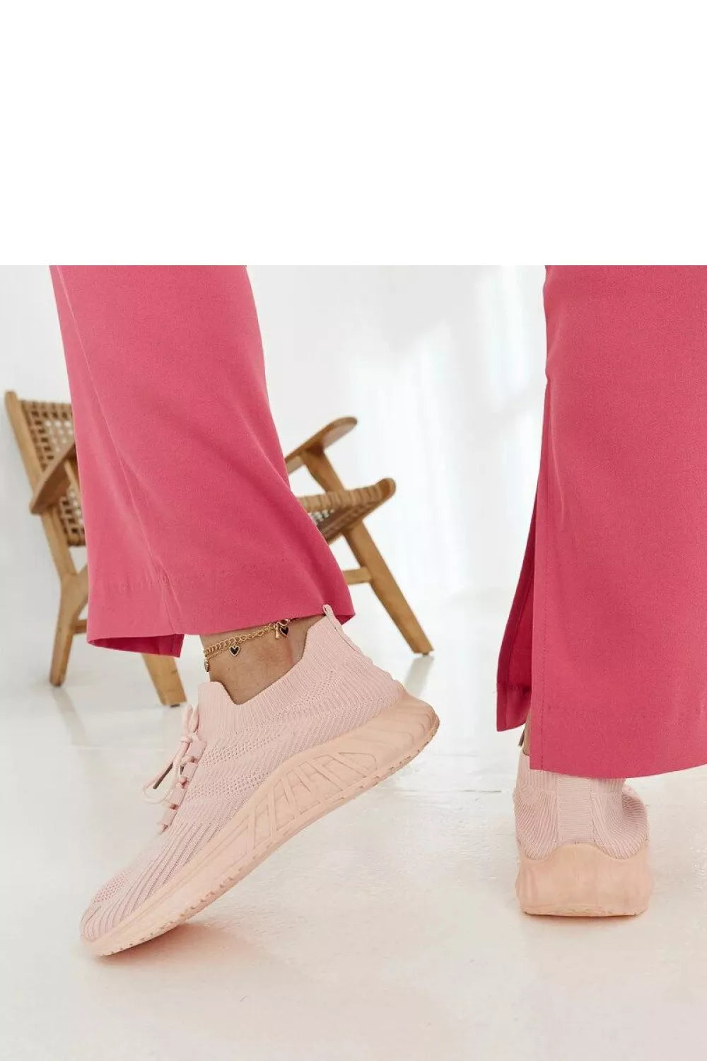 Sportbačiai, modelis 207526 Solea