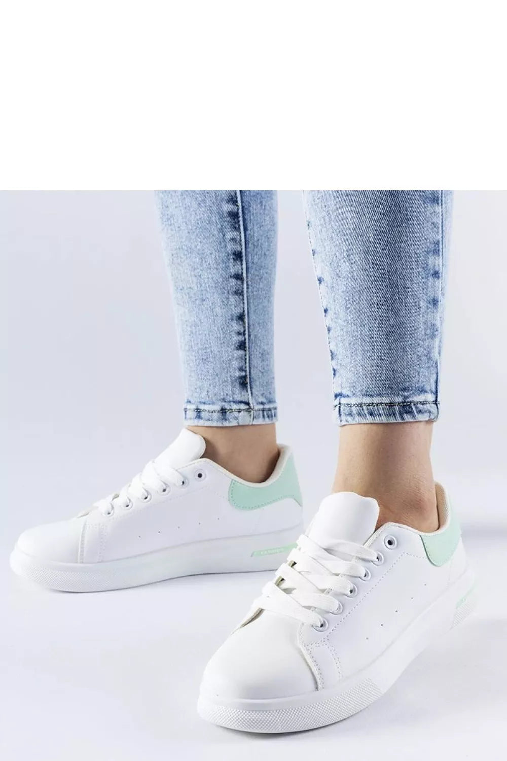 Sportbačiai, modelis 207572 Solea