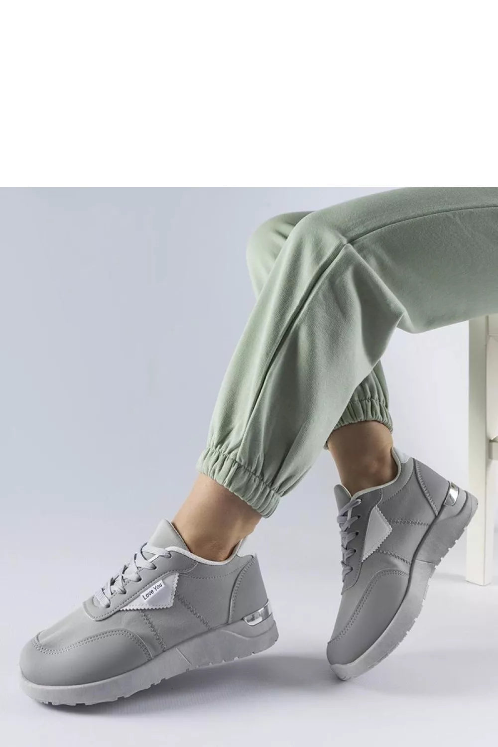 Sportbačiai, modelis 207632 Solea