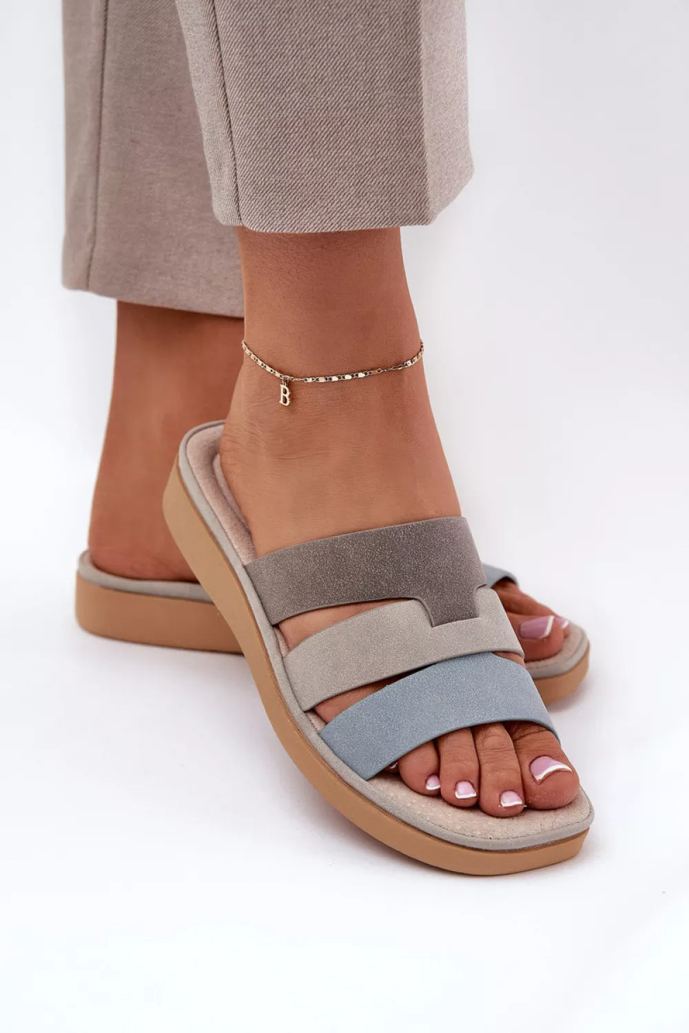 Šlepetės modelis 211689 Ženkite į stilių