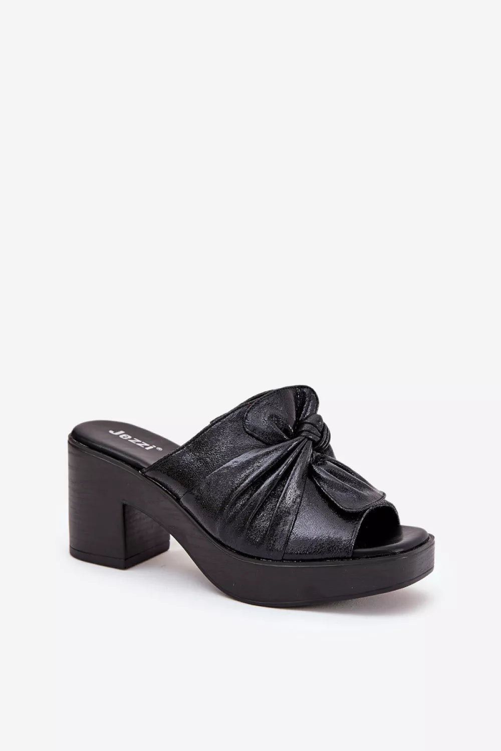 Šlepetės, modelis 212158. Ženkite į stilių.