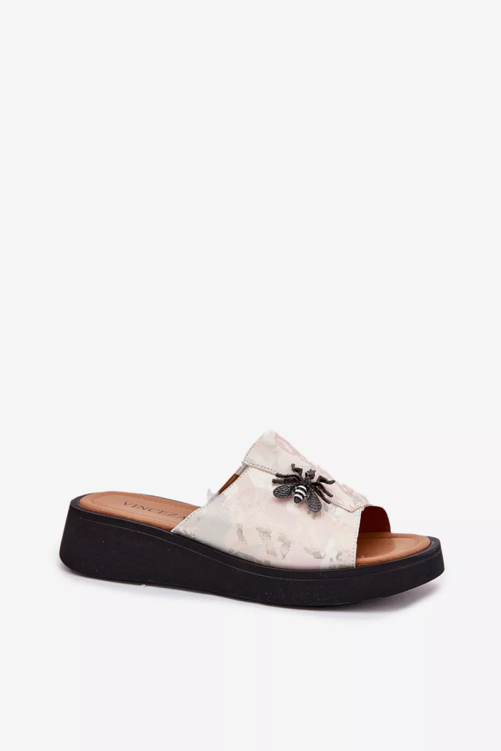 Šlepetės modelis 213036 Ženkite į stilių