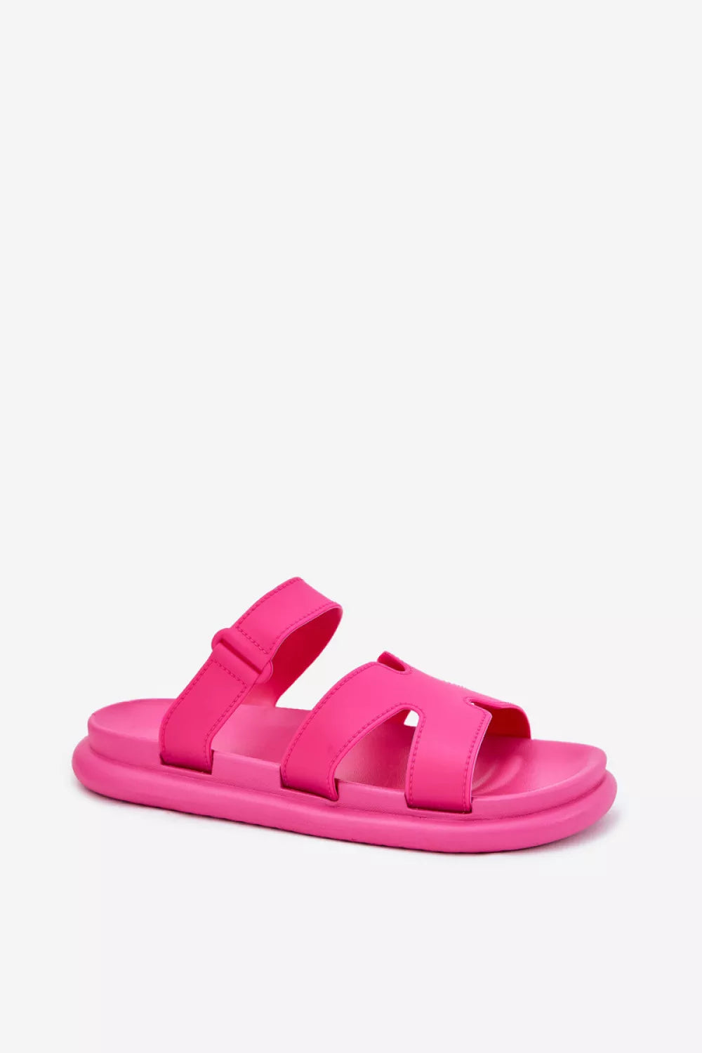 Šlepetės, modelis 215161. Ženkite į stilių.