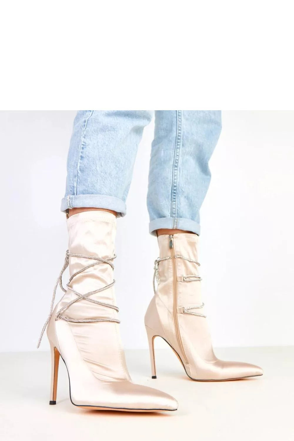 Aulinukai su kulnu, modelis 217942 Solea