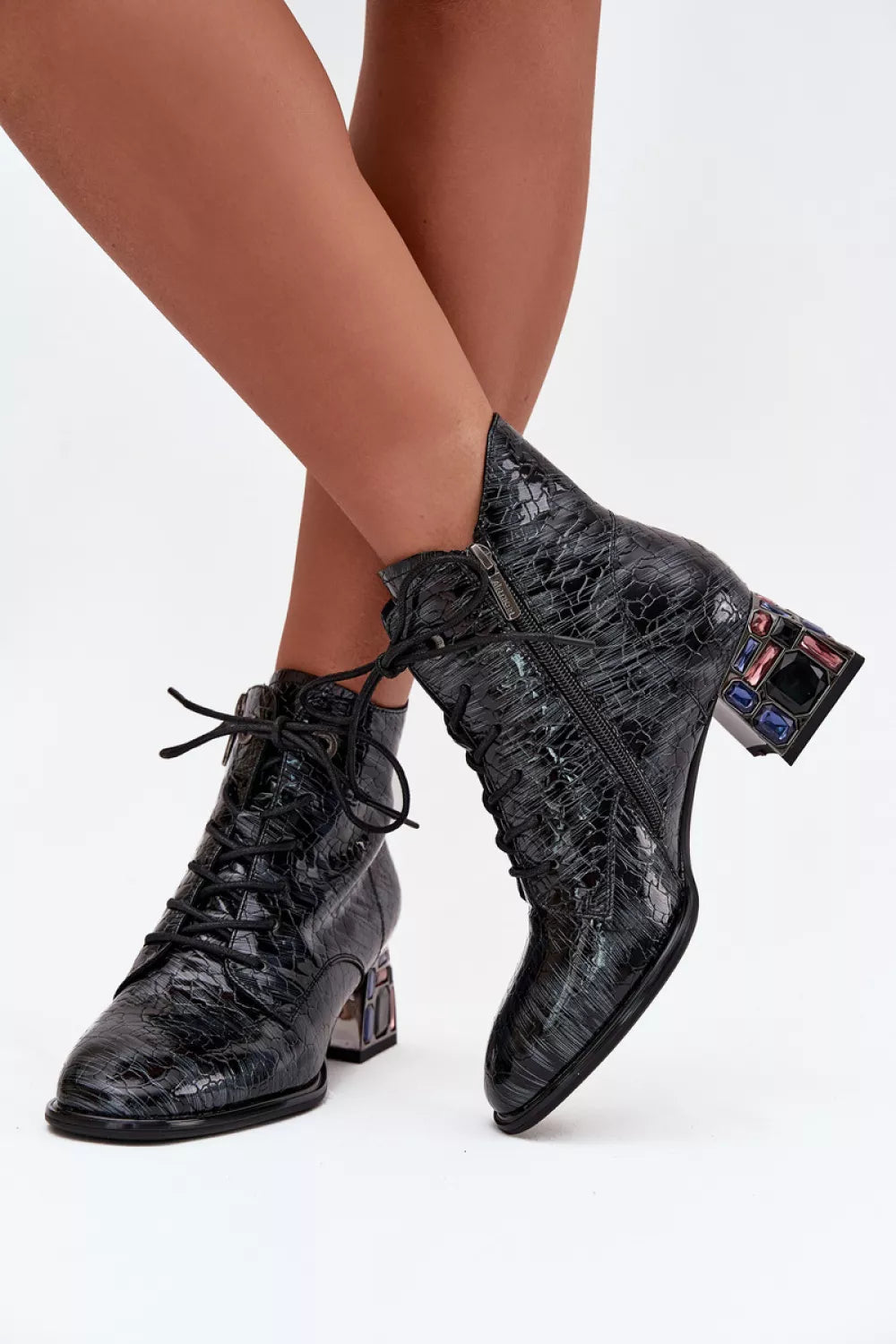 Aulinukai su kulnu modelis 218722 Step in style