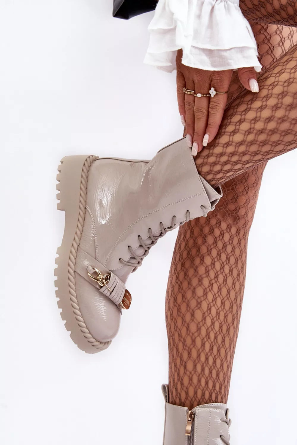 Batai, modelis 187354 Ženkite į stilių