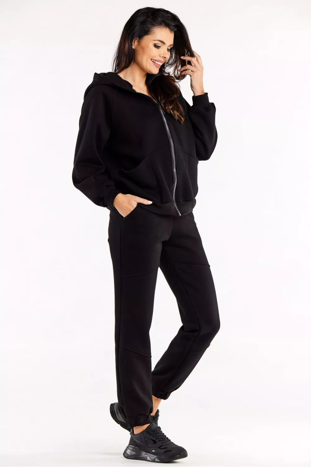 Sportinių kelnių modelis 188029 Infinite You