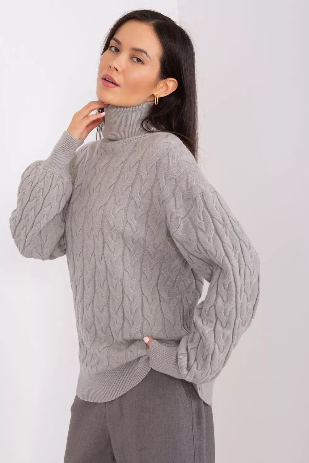 Polo marškinėliai aukštu kaklu, modelis 188307 AT