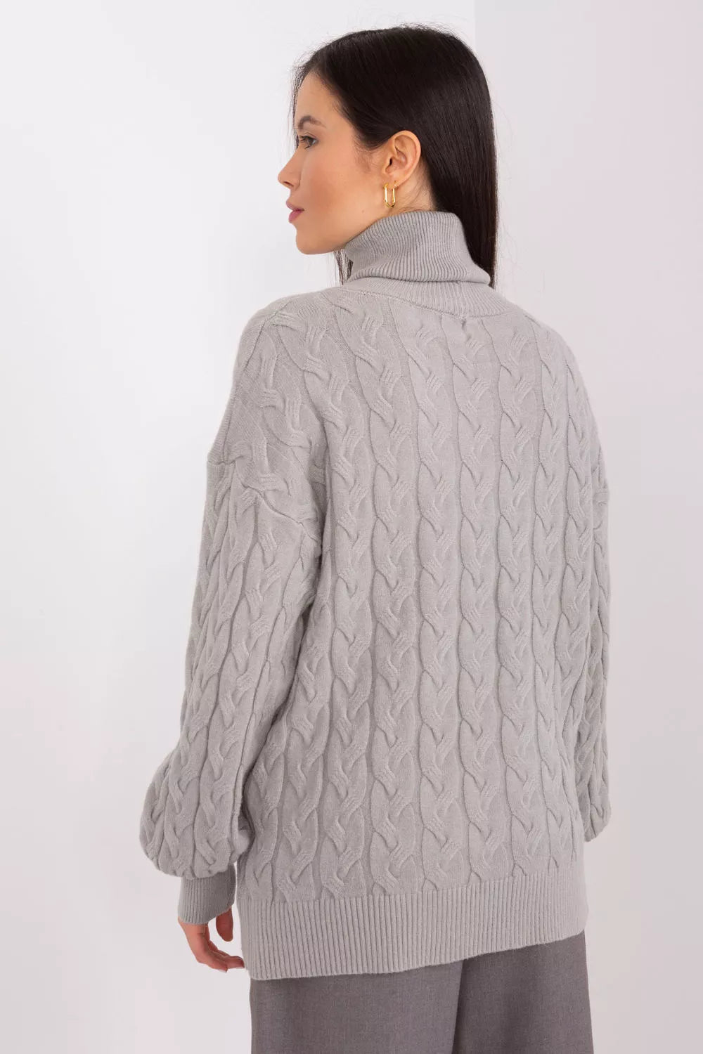 Polo marškinėliai aukštu kaklu, modelis 188307 AT