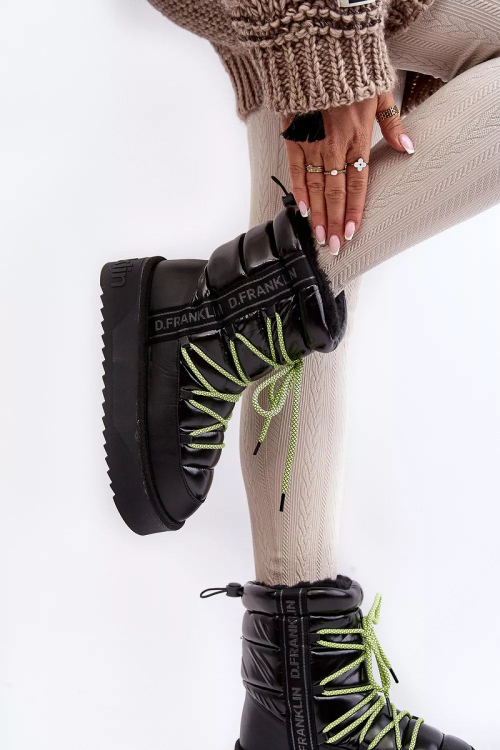 Sniego batai, modelis 188336. Ženkite į stilių