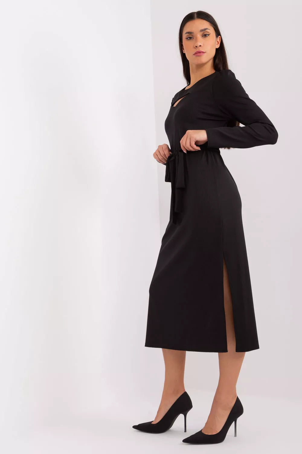 Suknelė modelis 188807 Lakerta