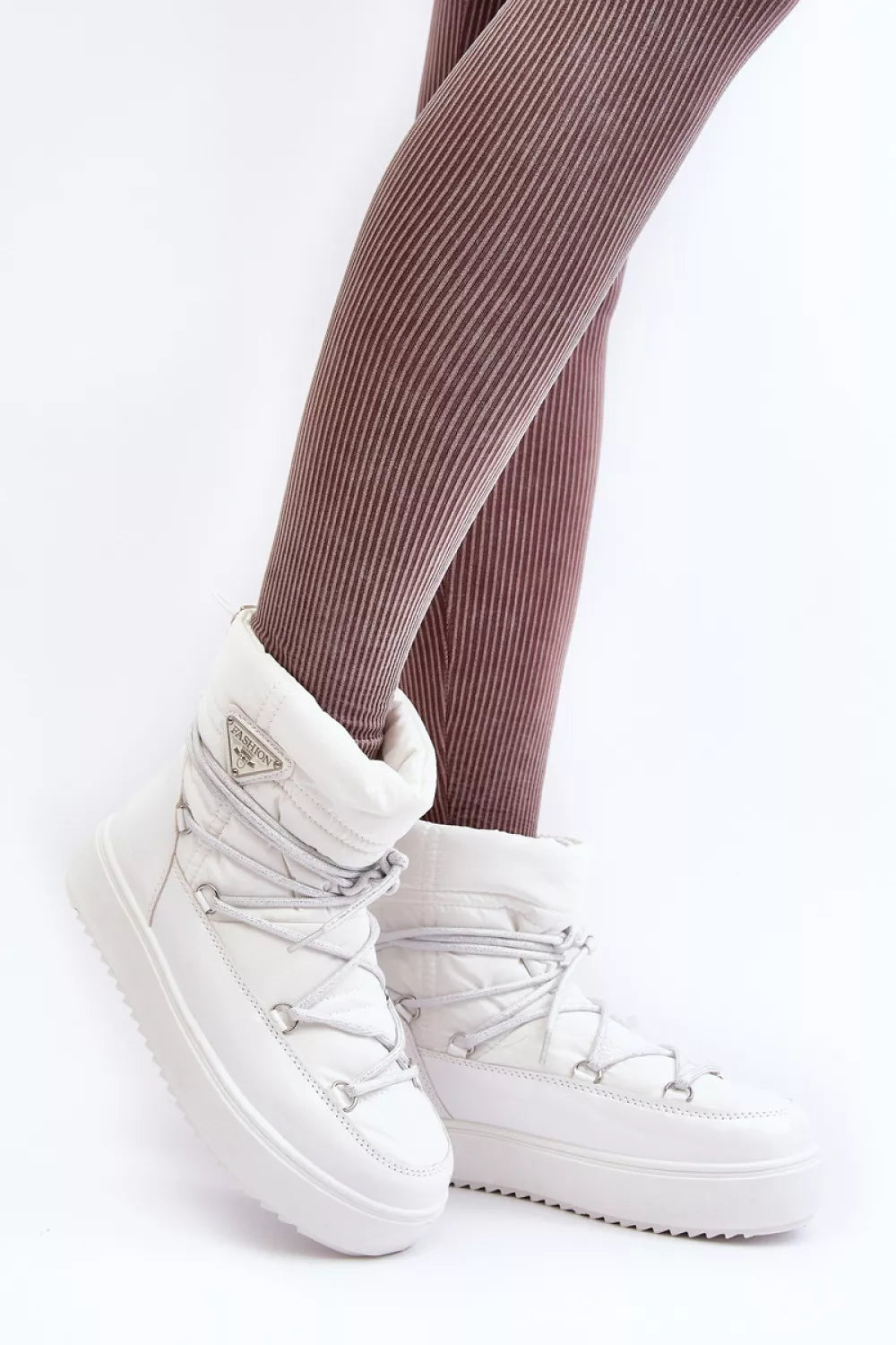 Sniego batai, modelis 189411. Ženkite į stilių.