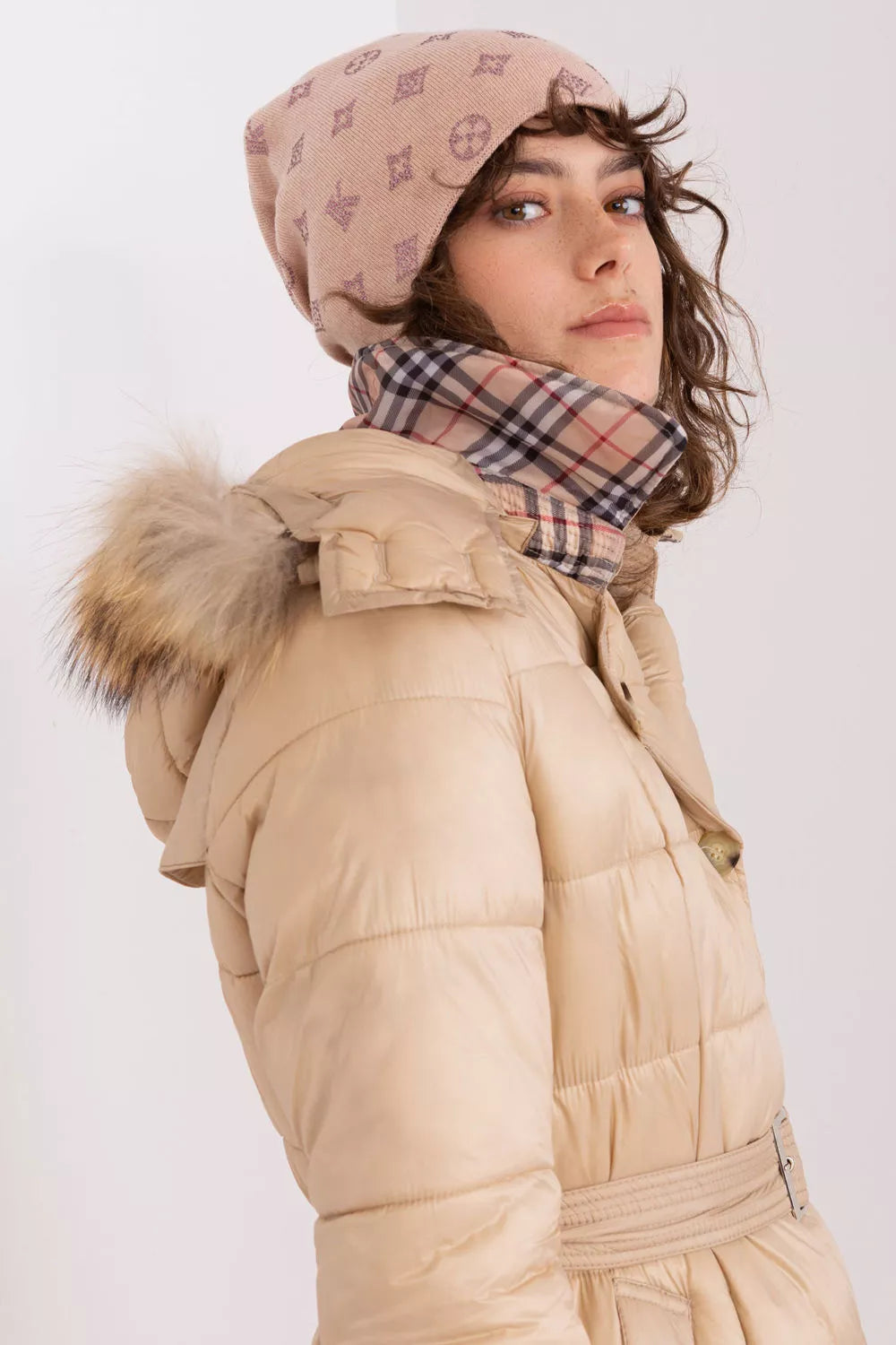 Kepurės modelis 189904 AT