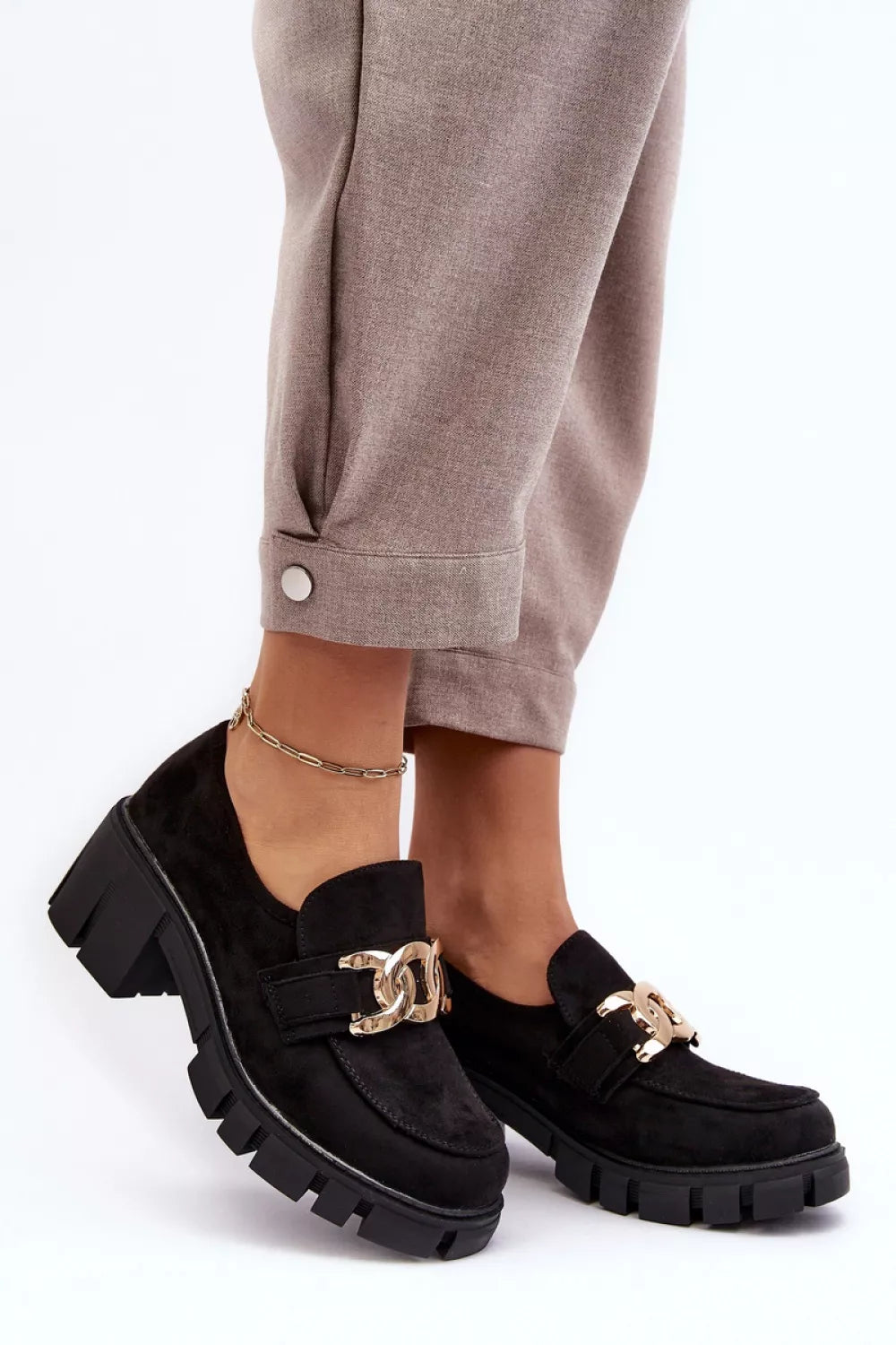 Pusbačiai, modelis 190178 – ženkite į stilių