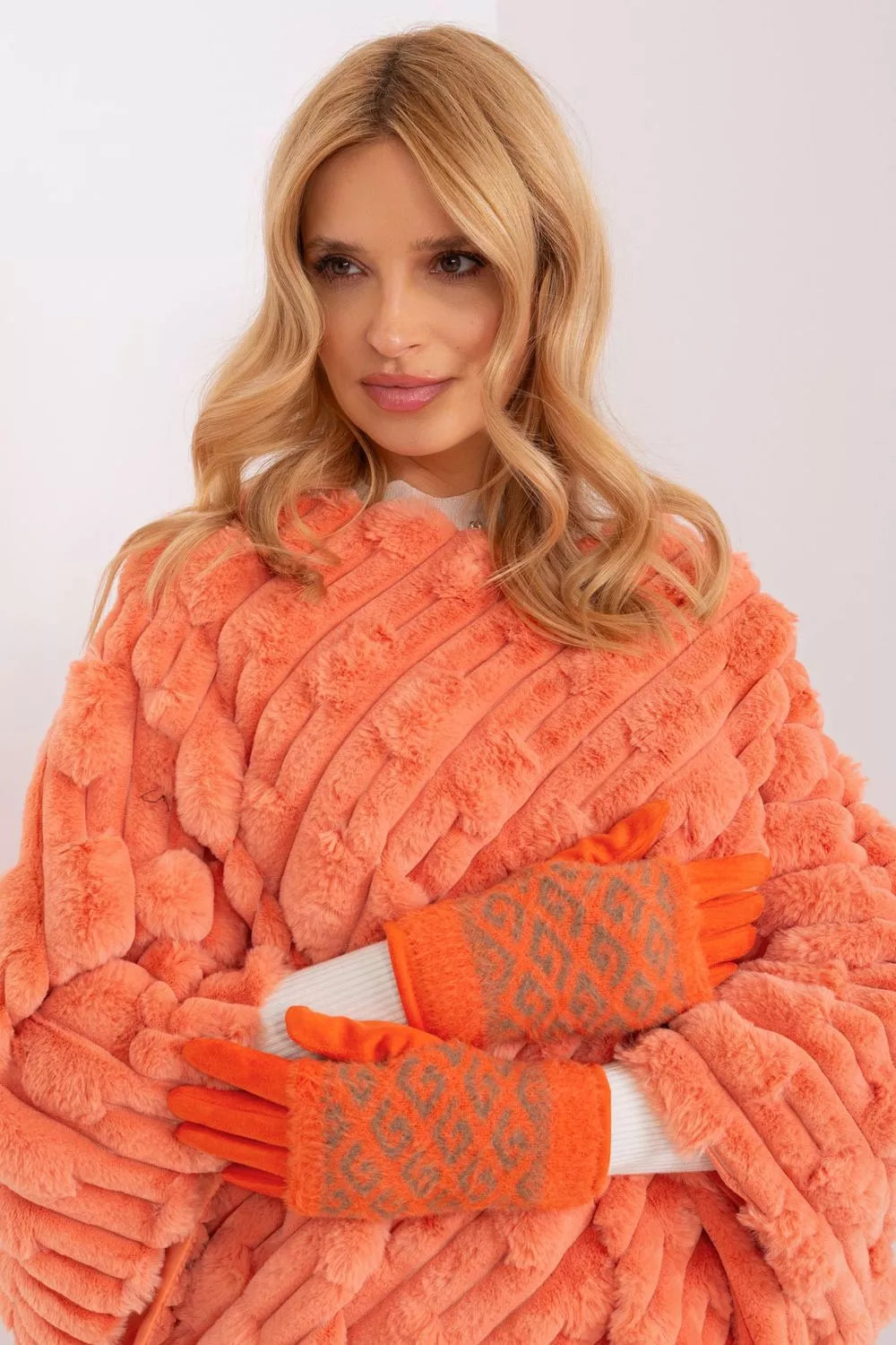 Pirštinės, modelis 190813 AT