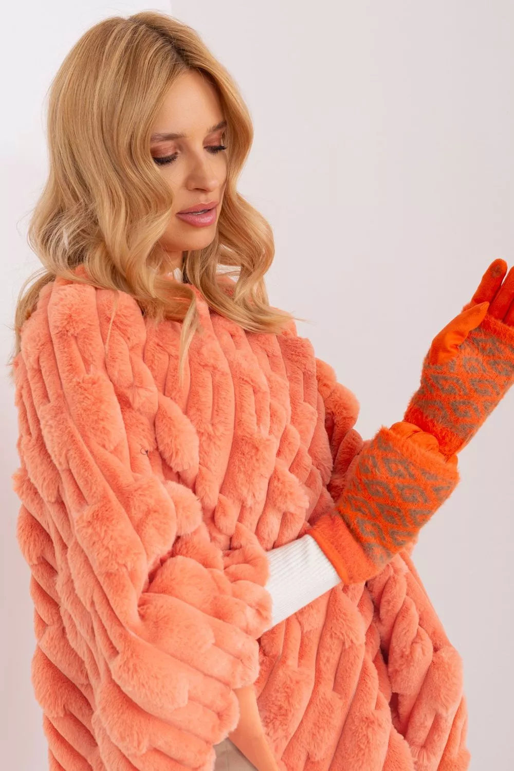 Pirštinės, modelis 190813 AT