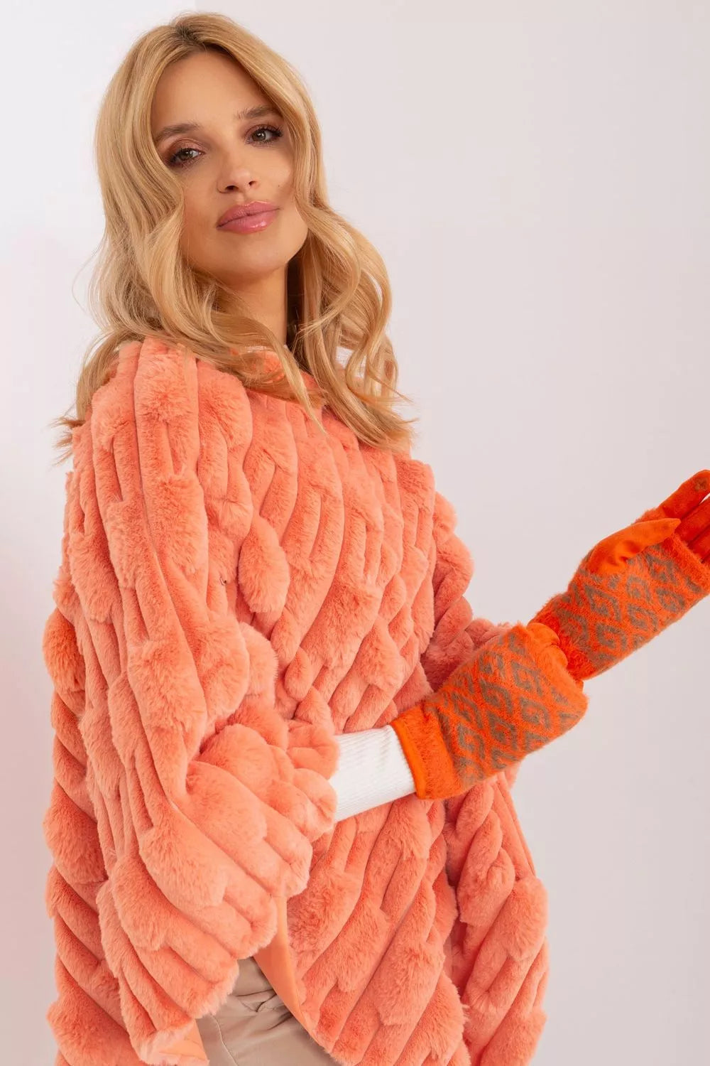 Pirštinės, modelis 190813 AT