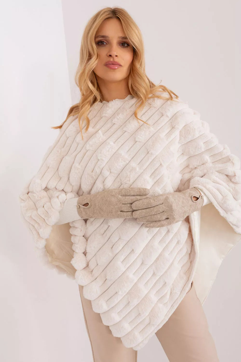 Pirštinės, modelis 190875 AT