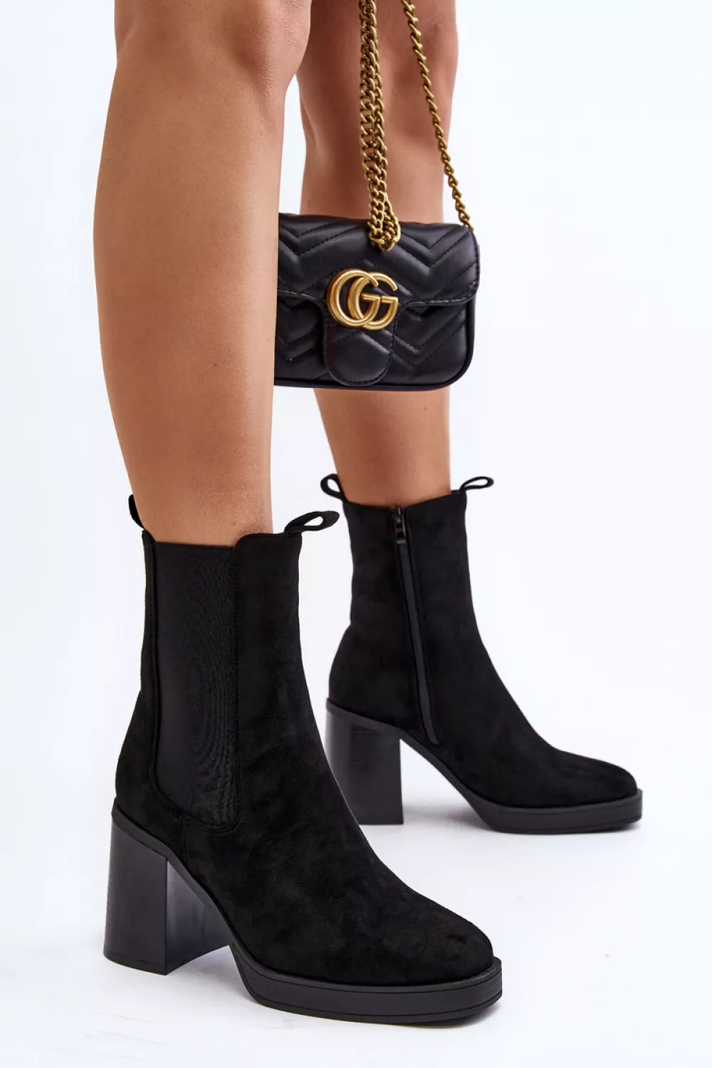 Auliniai batai su kulnais, modelis 191050. Ženkite į stilių.