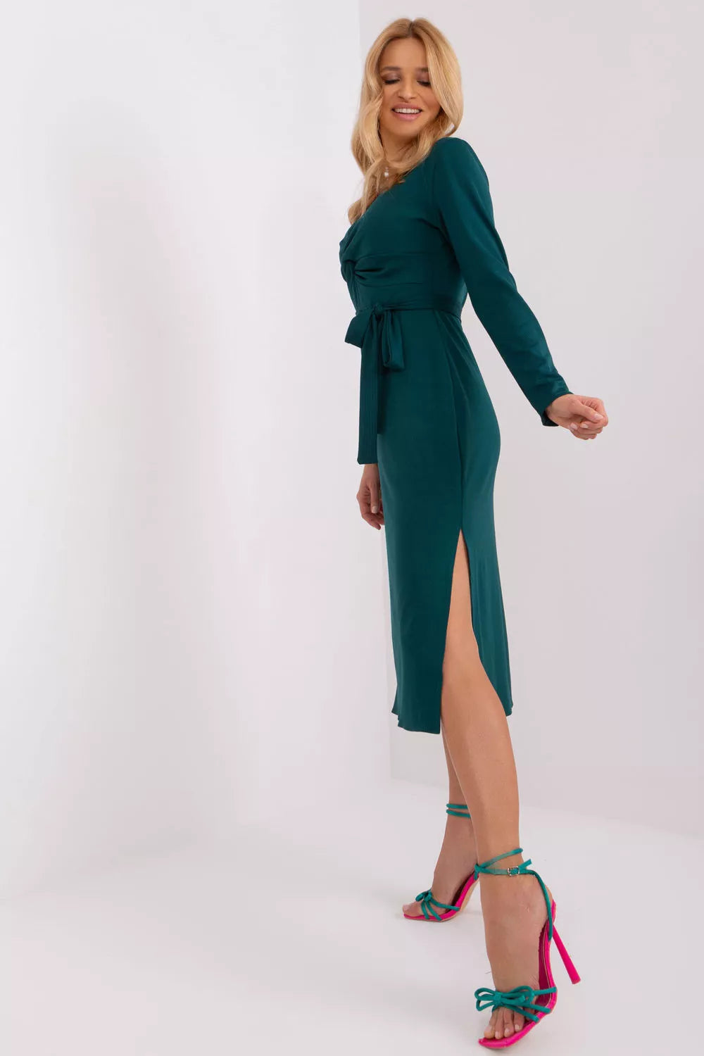 Suknelė modelis 191560 Lakerta