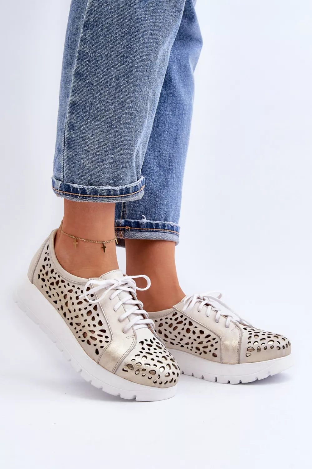 Pusbačiai, modelis 192088. Ženkite į stilių