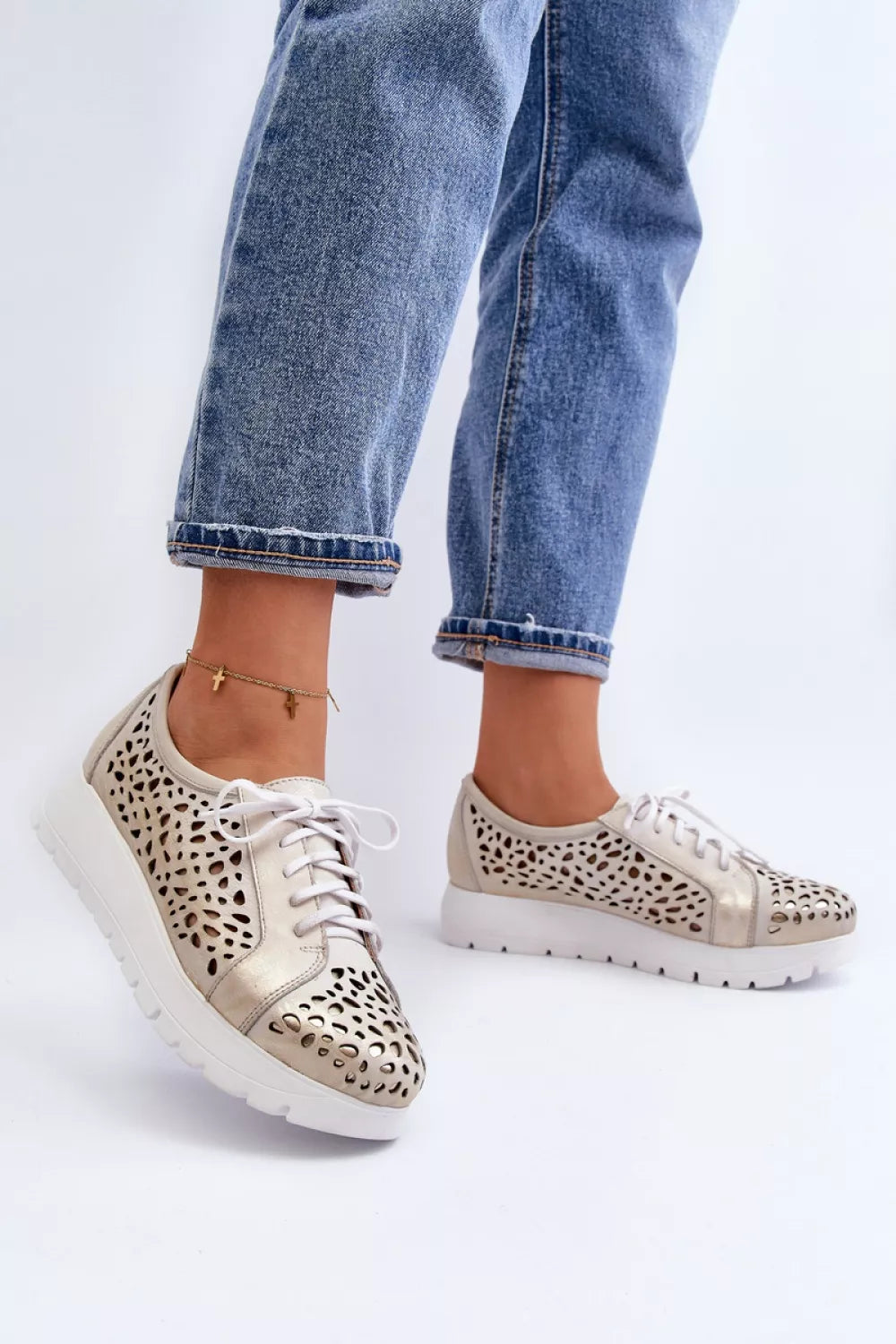 Pusbačiai, modelis 192088. Ženkite į stilių