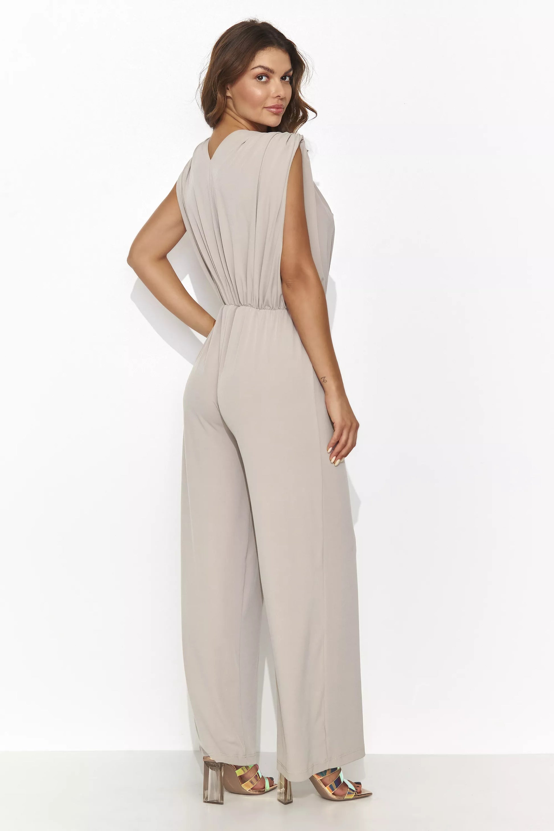Kostiumo modelis 192047 Numinou