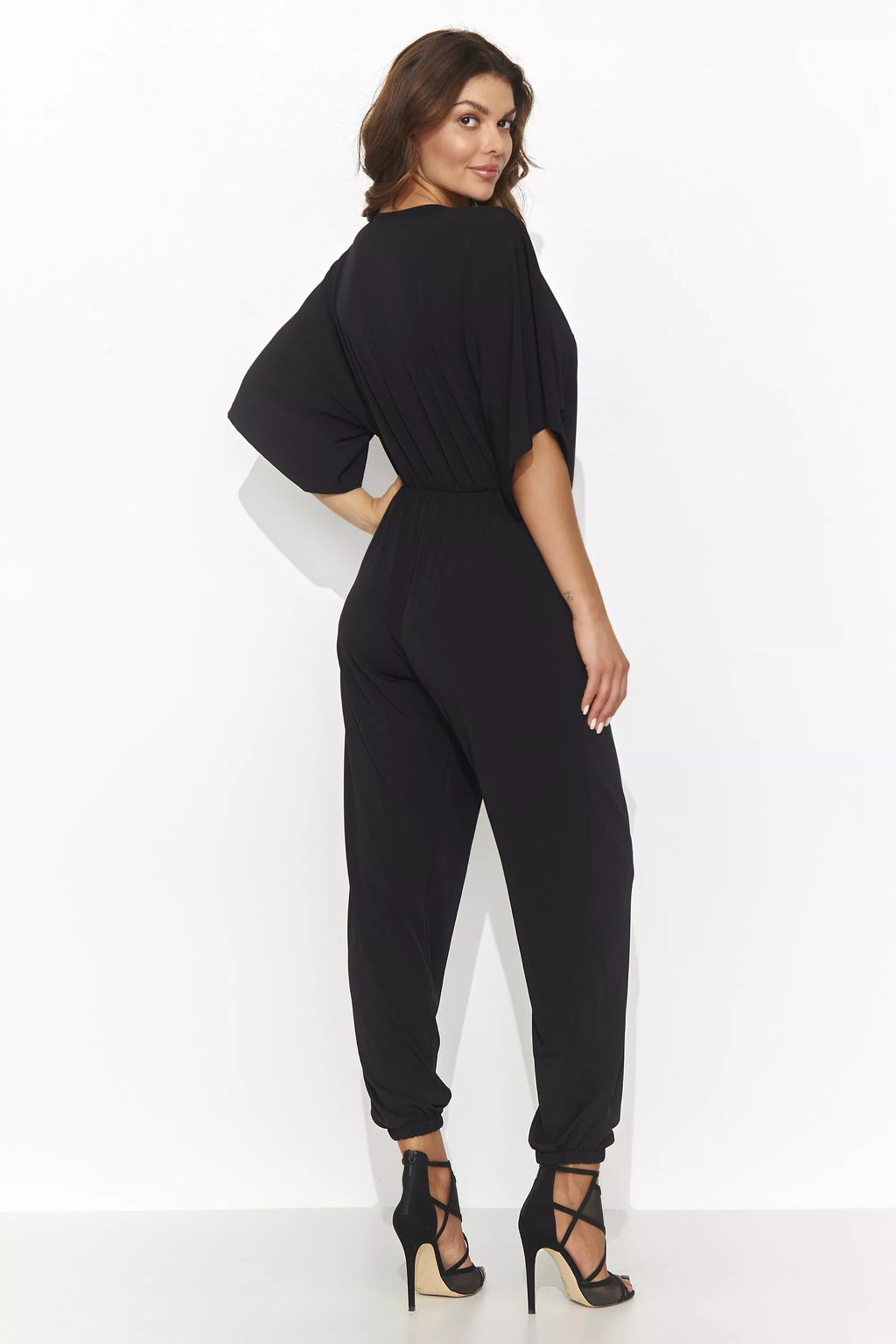 Kostiumo modelis 192057 Numinou