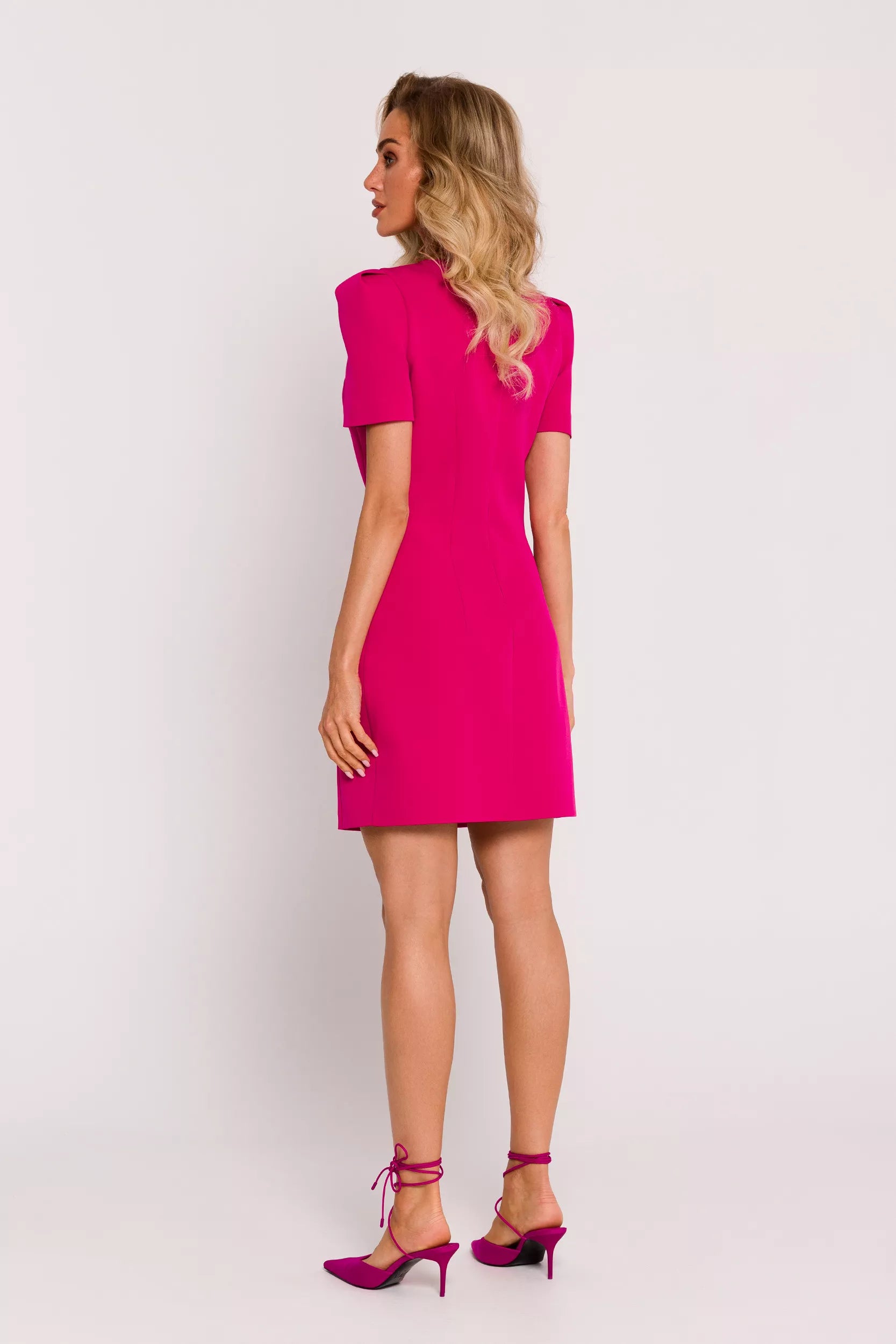 Dieninė suknelė modelis 193611 Moe