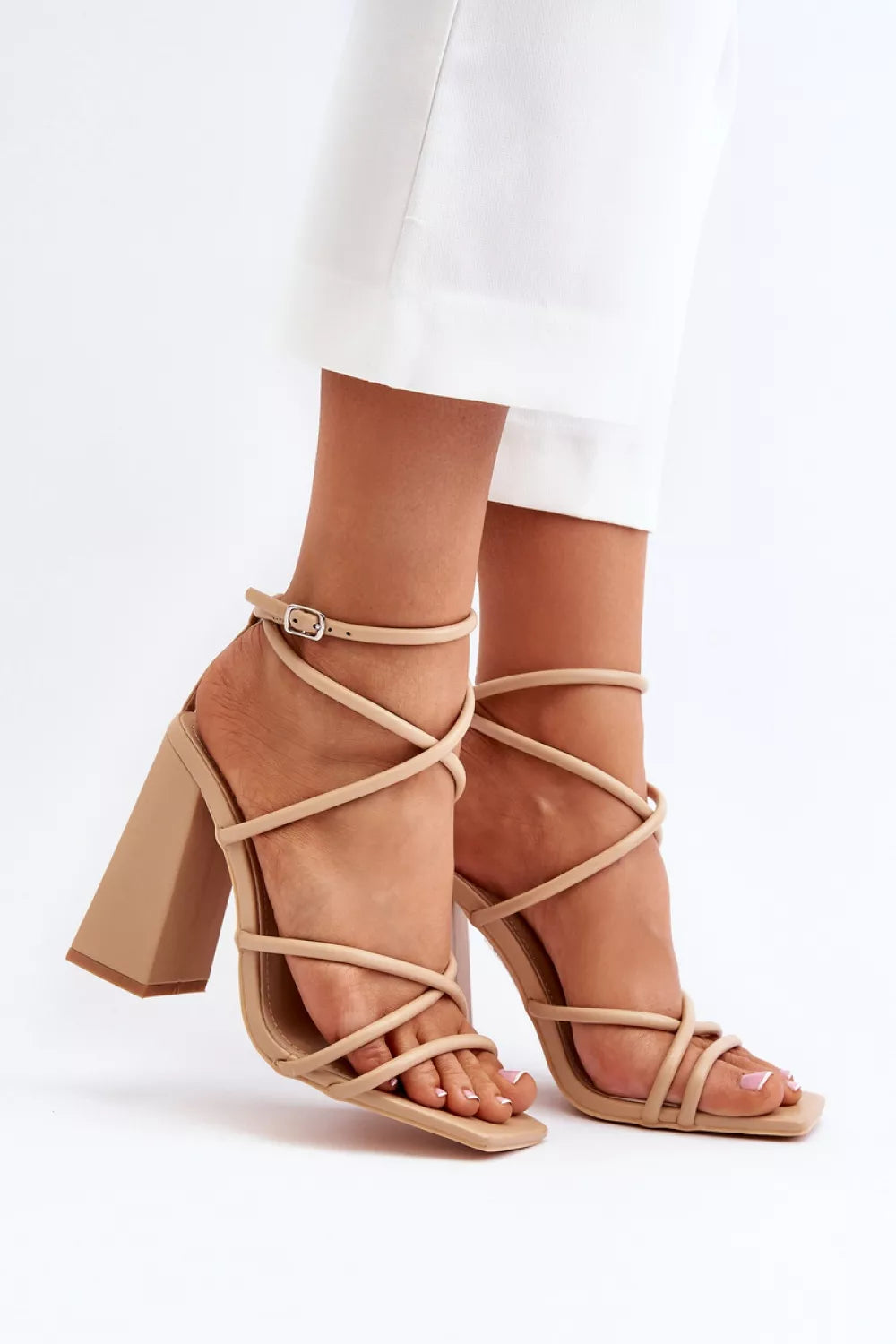 Basutės su kulnu, modelis 193935, Step in style
