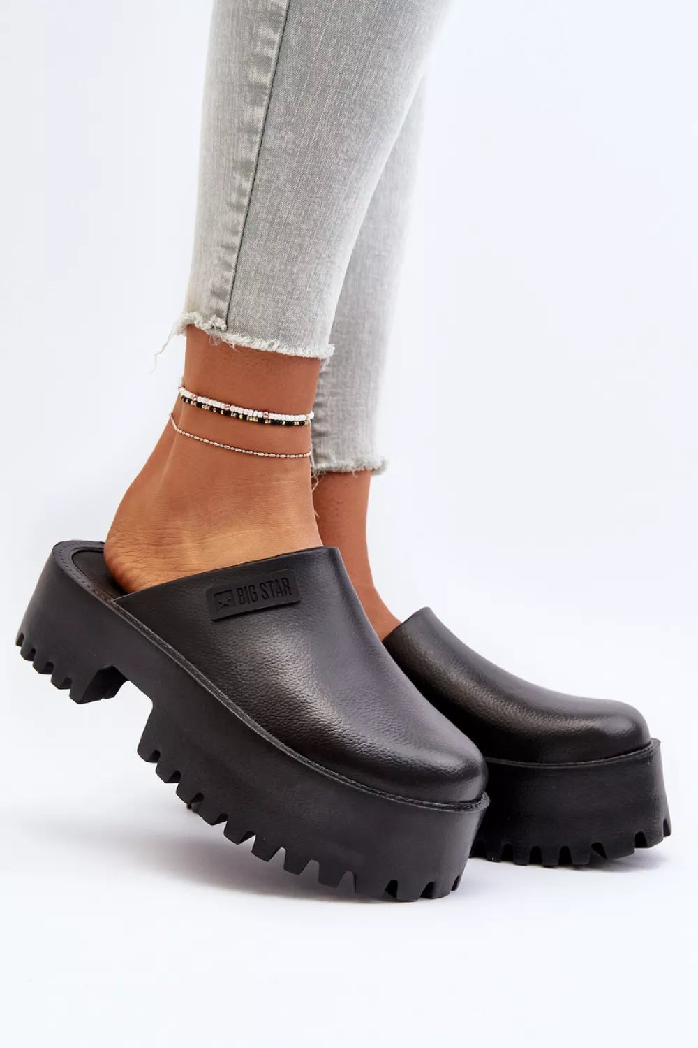 Šlepetės, modelis 194118. Ženkite į stilių