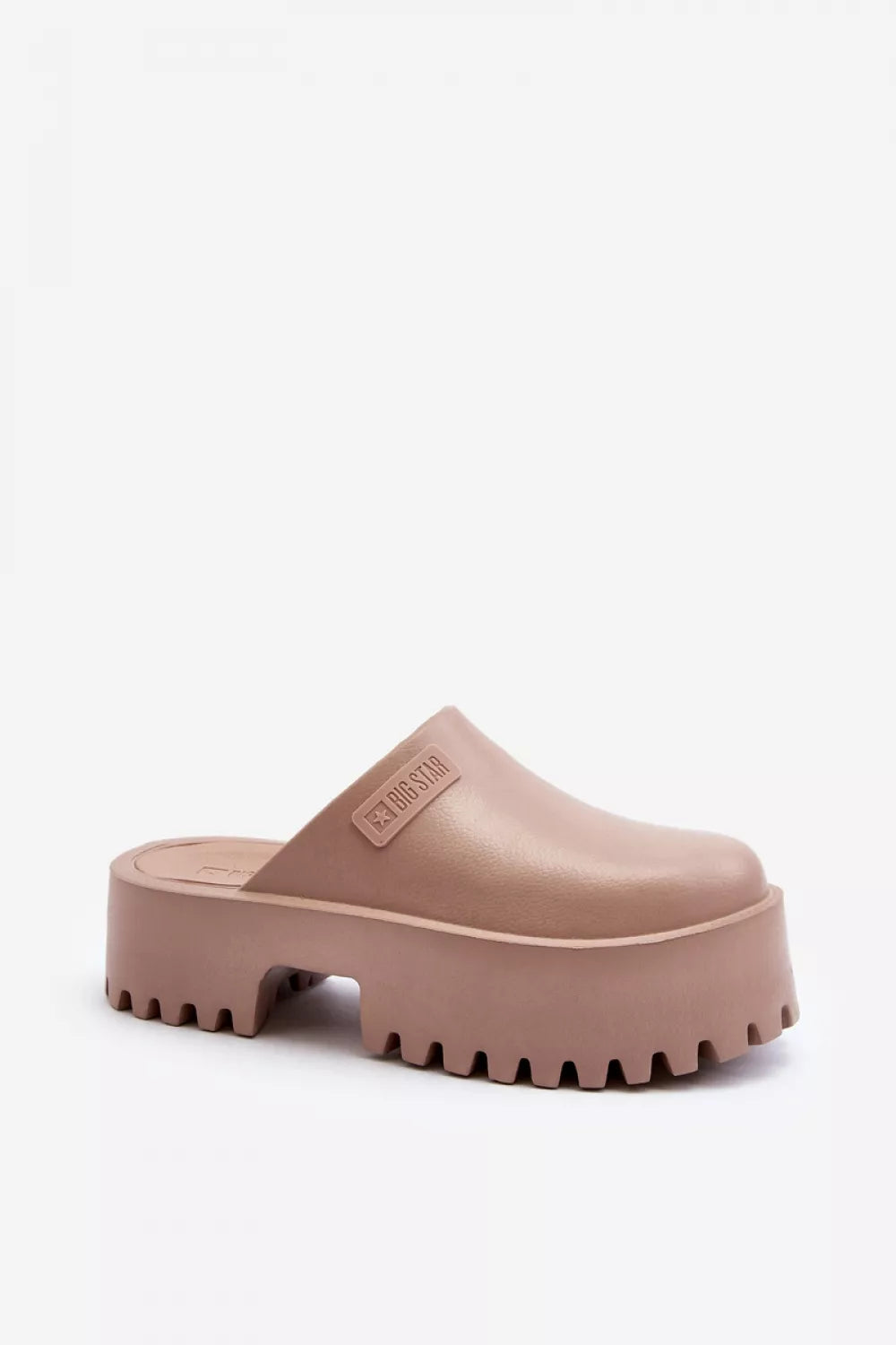 Šlepetės, modelis 194120. Ženkite į stilių.