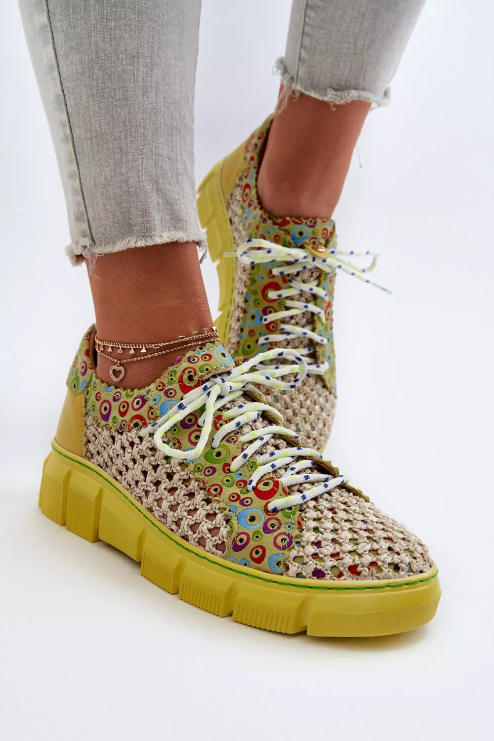 Pusbačiai, modelis 195409. Ženkite į stilių.