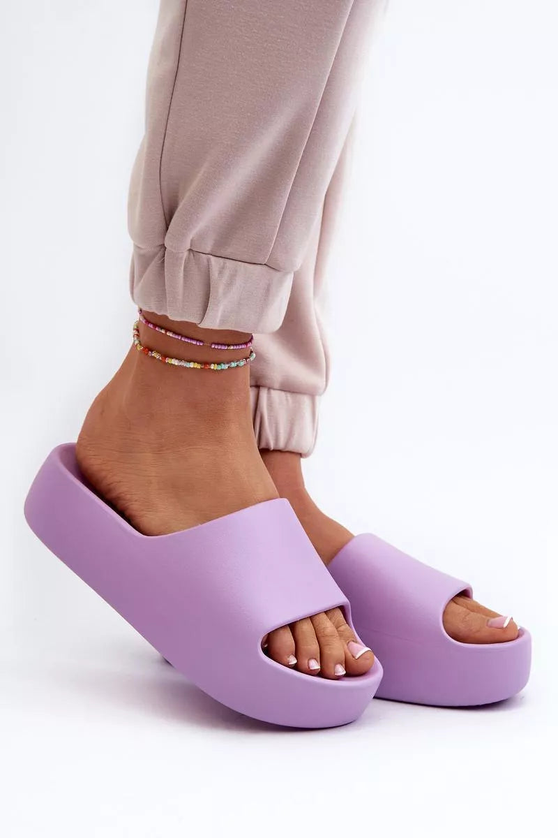 Šlepetės, modelis 196679. Ženkite į stilių