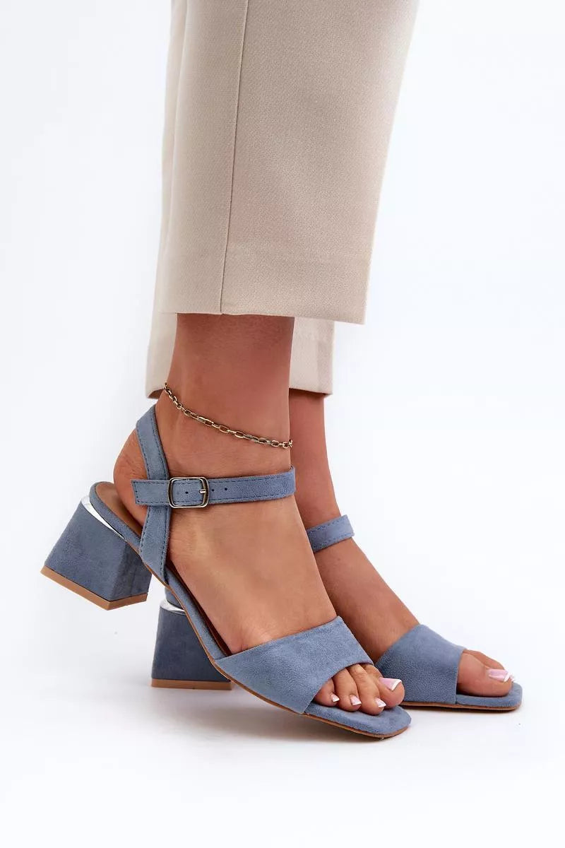 Basutės, modelis 197592. Ženkite į stilių.