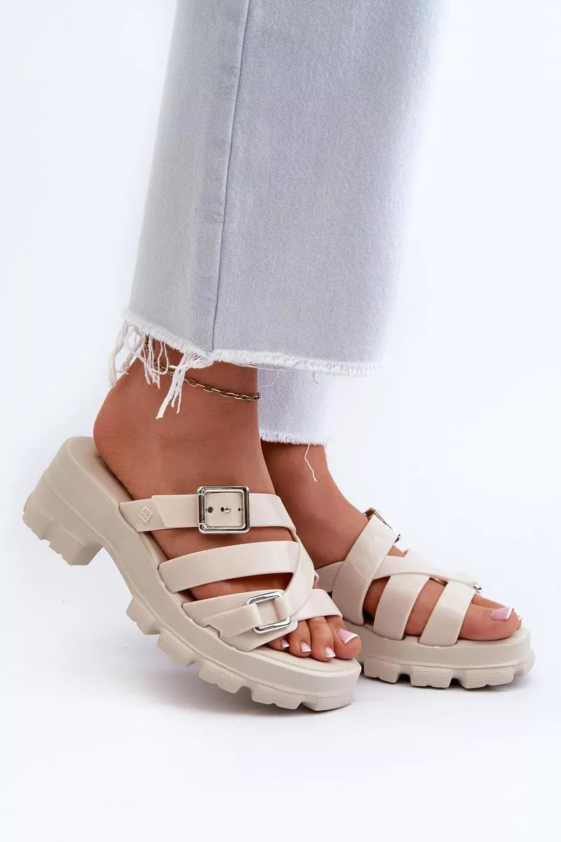 Šlepetės, modelis 197668. Ženkite į stilių