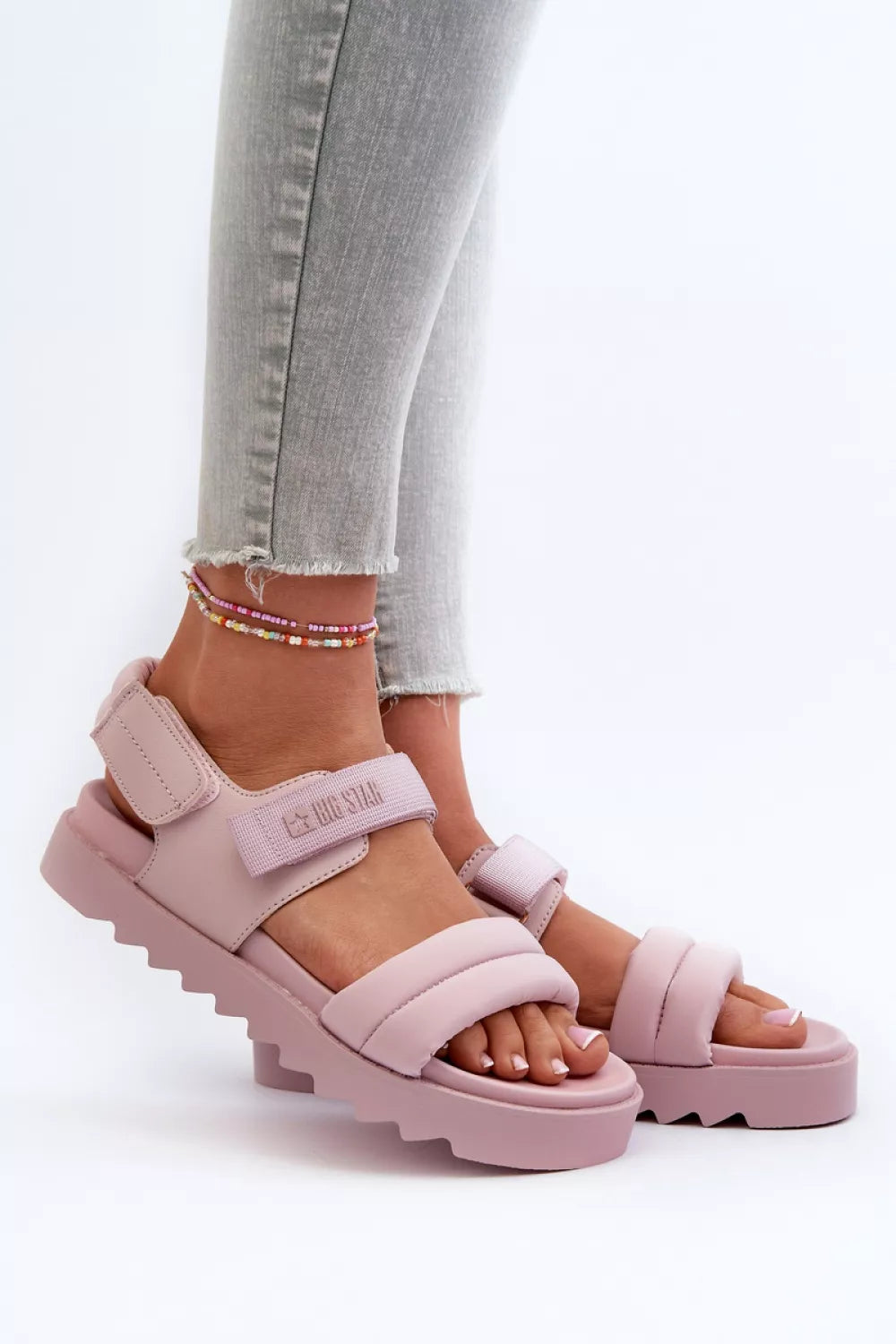 Basutės, modelis 198791. Ženkite į stilių.