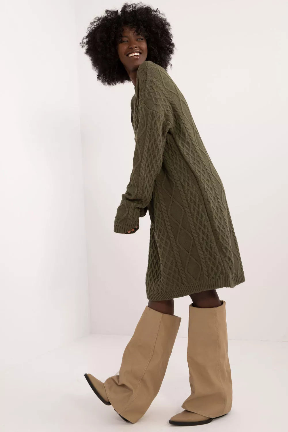 Dieninė suknelė, modelis 199108 Badu