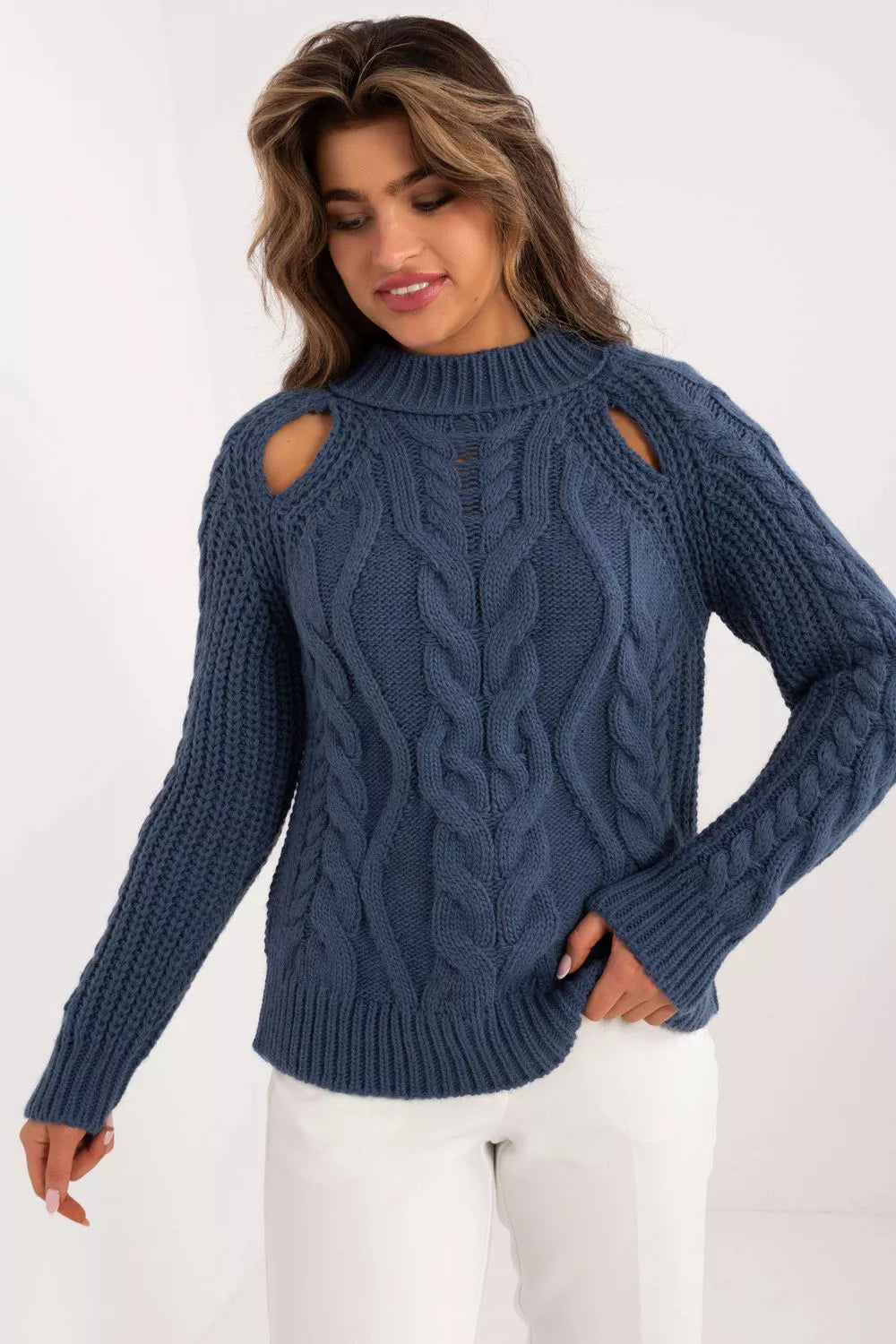 Megztinis, modelis 199128 Badu