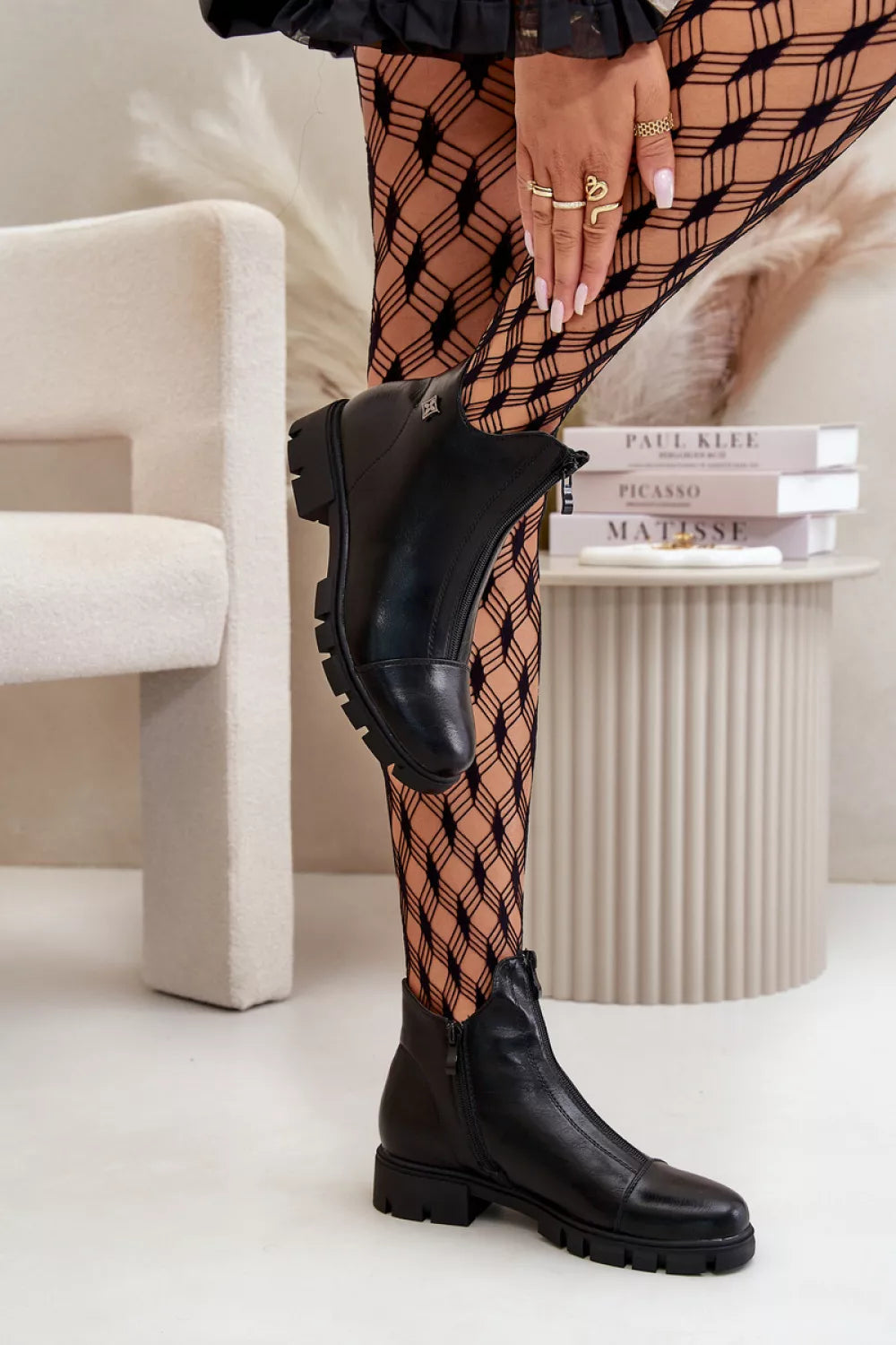 Batai, modelis 199307. Ženkite stilingai.