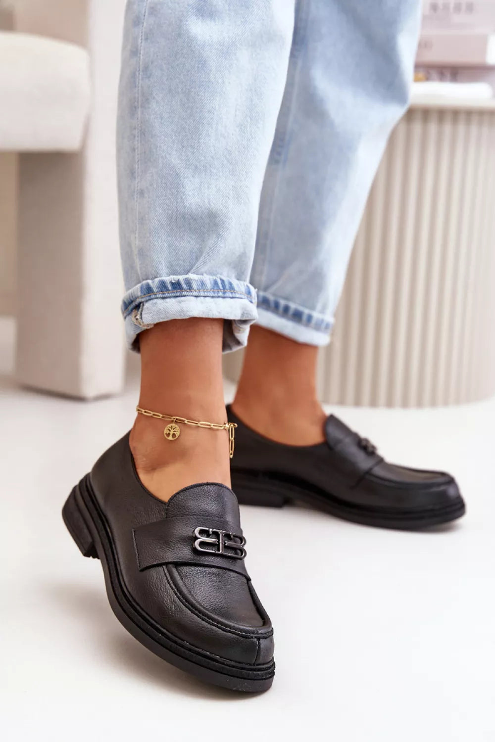 Pusbačiai, modelis 199313. Ženkite į stilių.